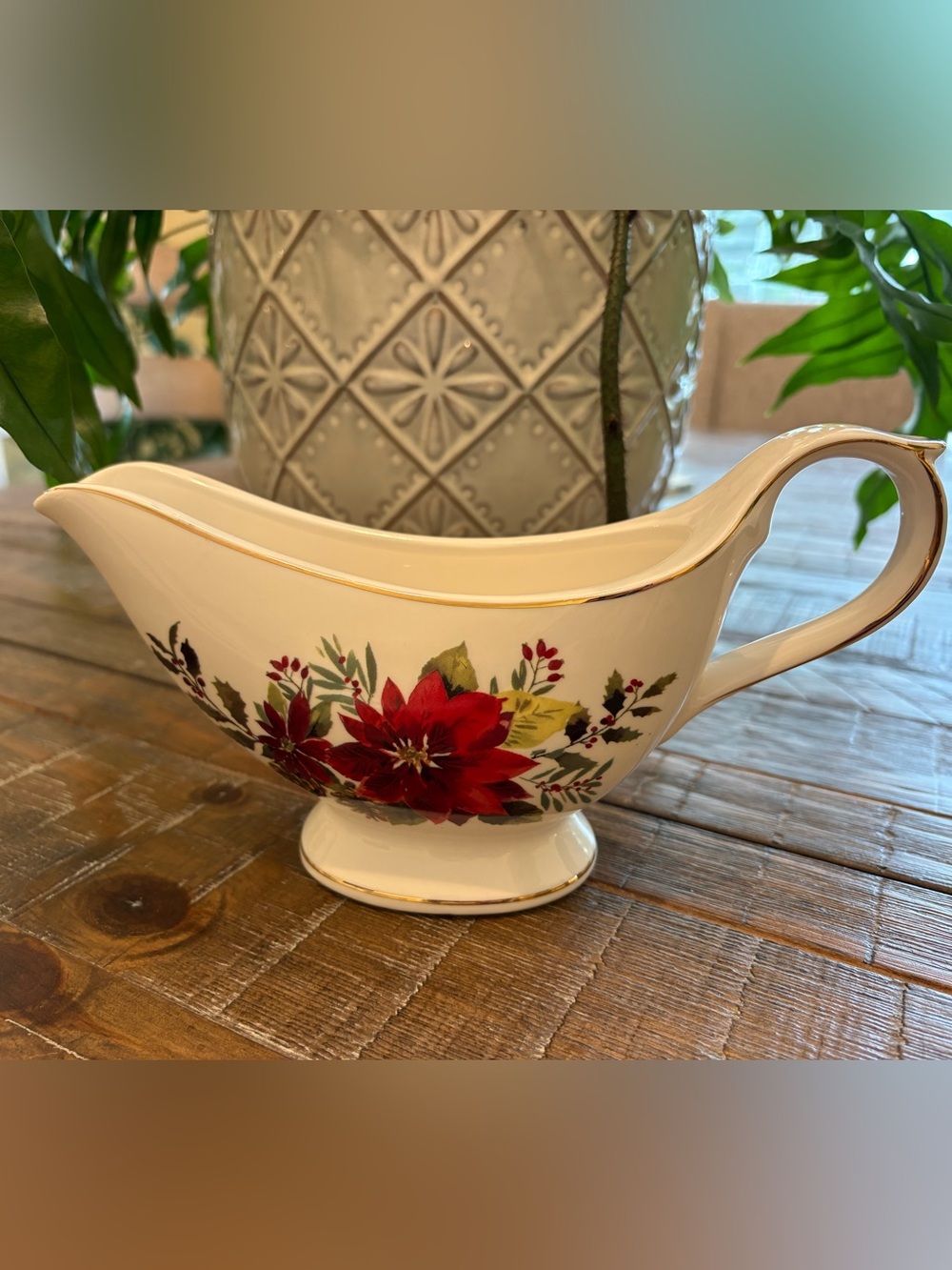 Vintage Grace Teaware Red Poinsettia Gravy Boat